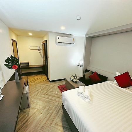 14 Sathorn Hotel No-Parking Bangkok Exterior foto