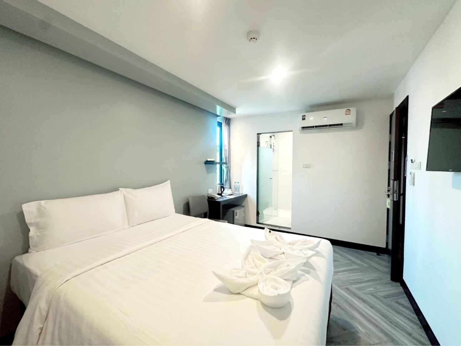 14 Sathorn Hotel No-Parking Bangkok Exterior foto